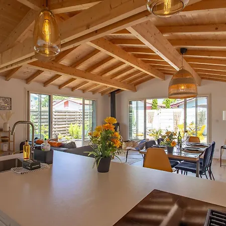 Ferienhaus Maison Renovee Avec Jardin Et Terrasse