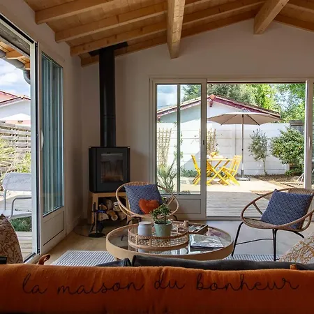 Ferienhaus Maison Renovee Avec Jardin Et Terrasse