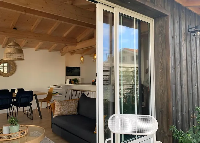 Maison Renovee Avec Jardin Et Terrasse